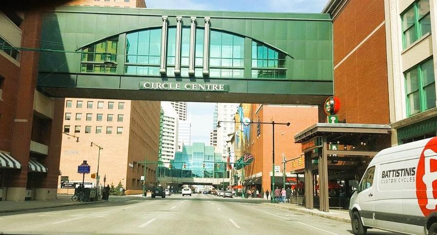 Apartment Downtown Queen - Free Parking- Conv Center Skywalk#2 Indianapolis